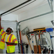 How Homeowners Actually Find a Garage Door Company on Their Phone