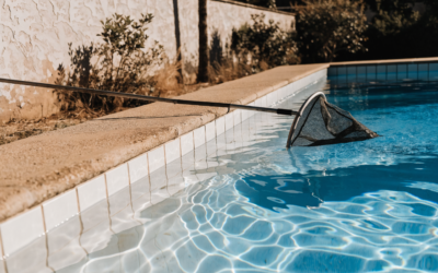 Why Pool Customers Leave One at a Time